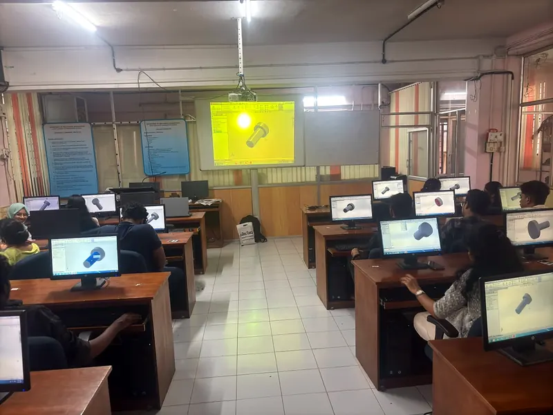 Engineering students in a CAD training session